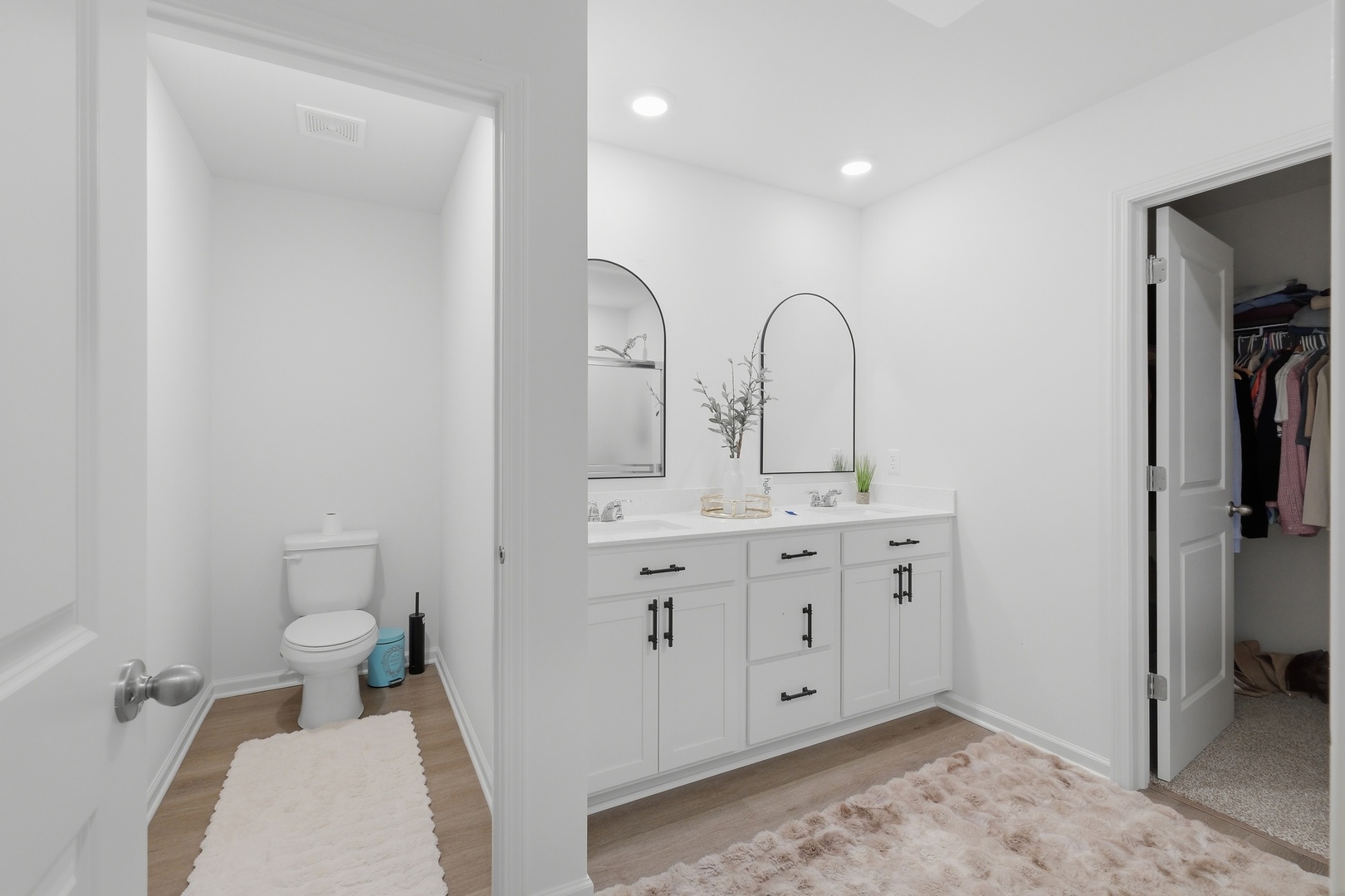 117 Fieldcrest Avenue, Hampshire, IL 60140