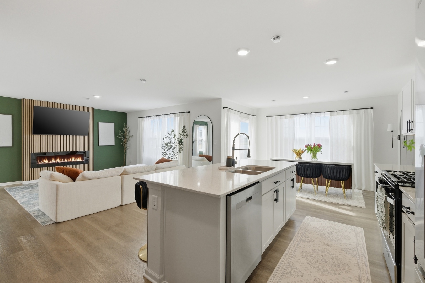 117 Fieldcrest Avenue, Hampshire, IL 60140