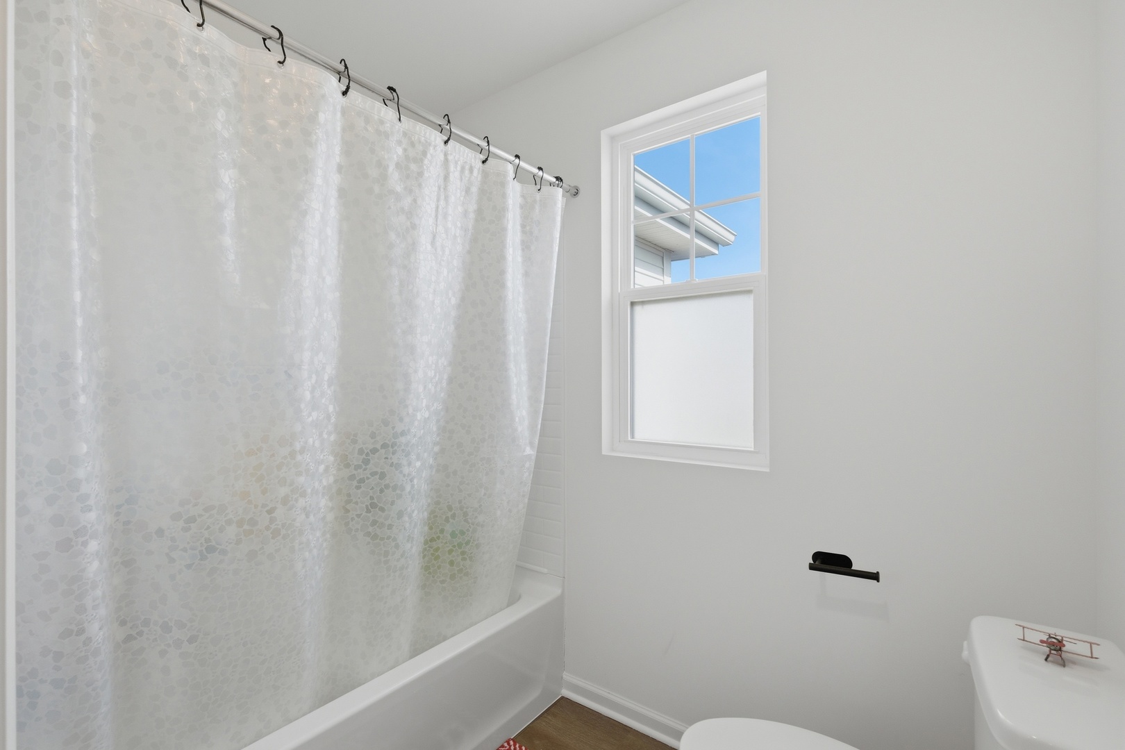 117 Fieldcrest Avenue, Hampshire, IL 60140