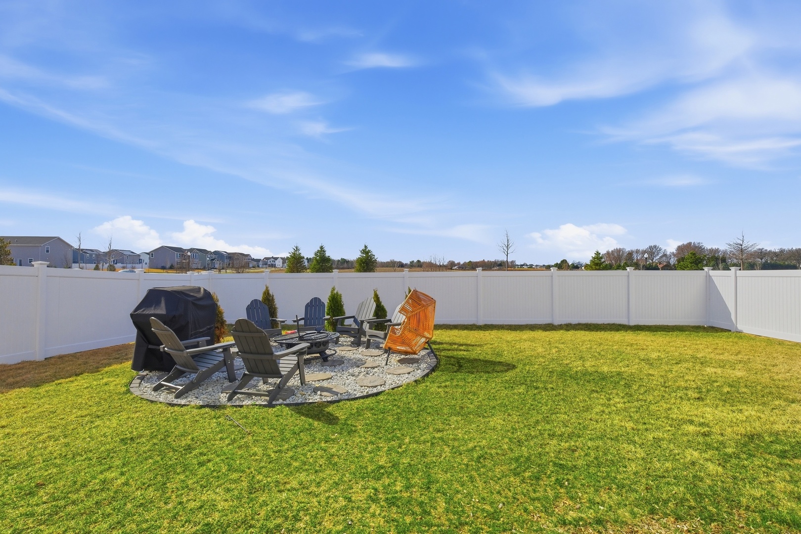 117 Fieldcrest Avenue, Hampshire, IL 60140