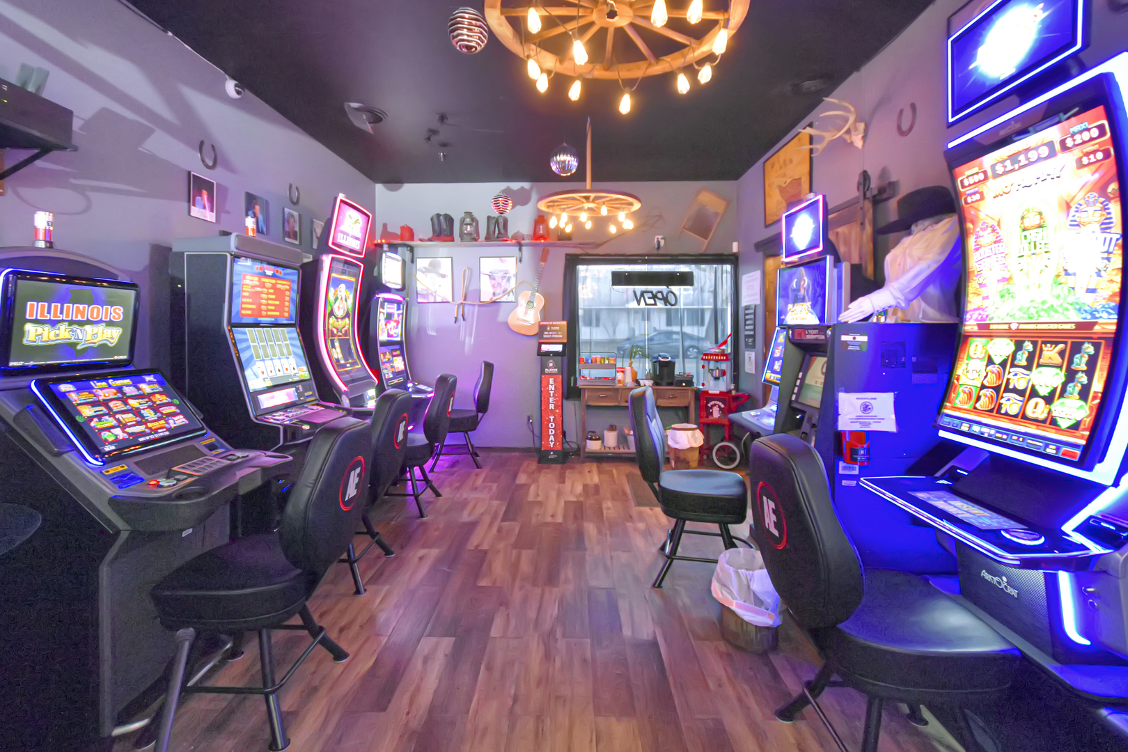 2110 4th Street, Peru, IL 61354