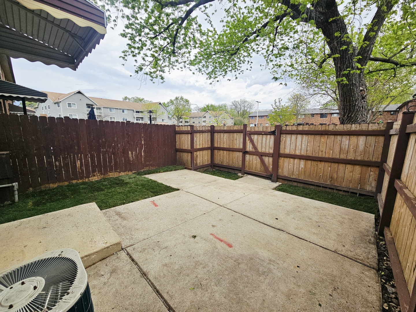 1S127 Stratford Lane, Villa Park, IL 60181