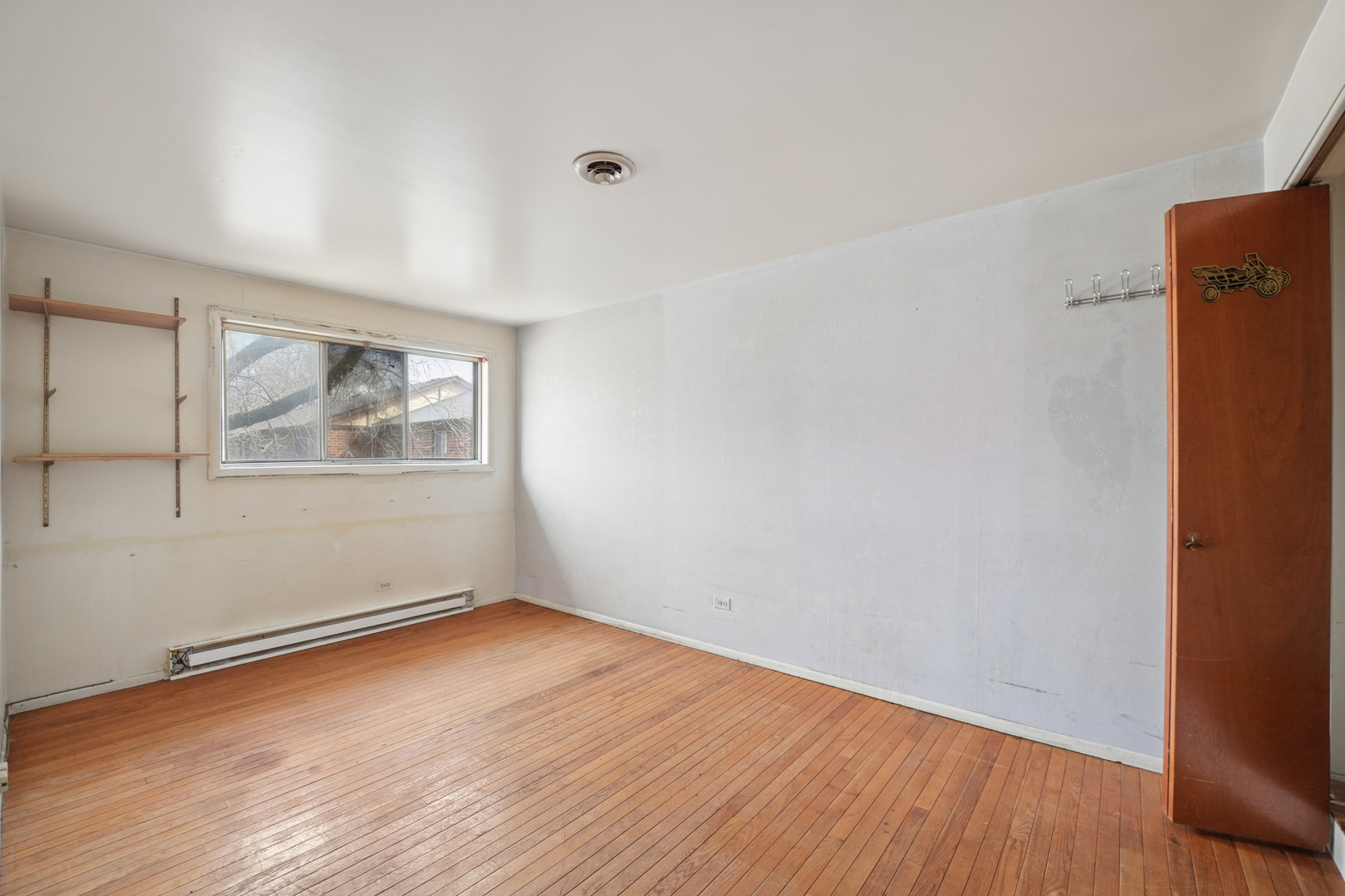 1S127 Stratford Lane, Villa Park, IL 60181