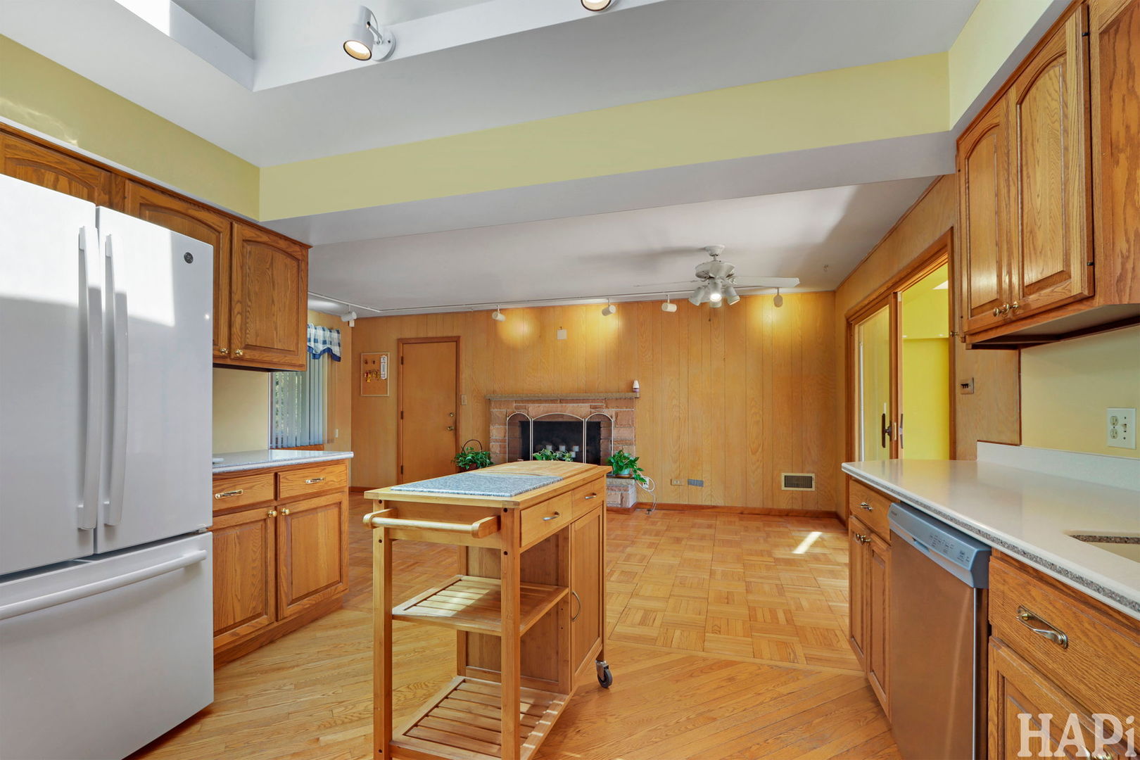 1733 Camellia Lane, Schaumburg, IL 60173