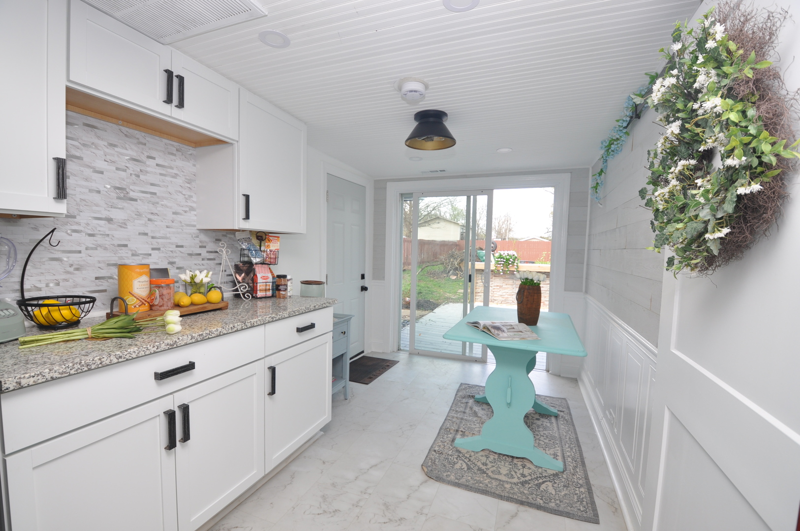 26458 W Grapevine Avenue, Antioch, IL 60002