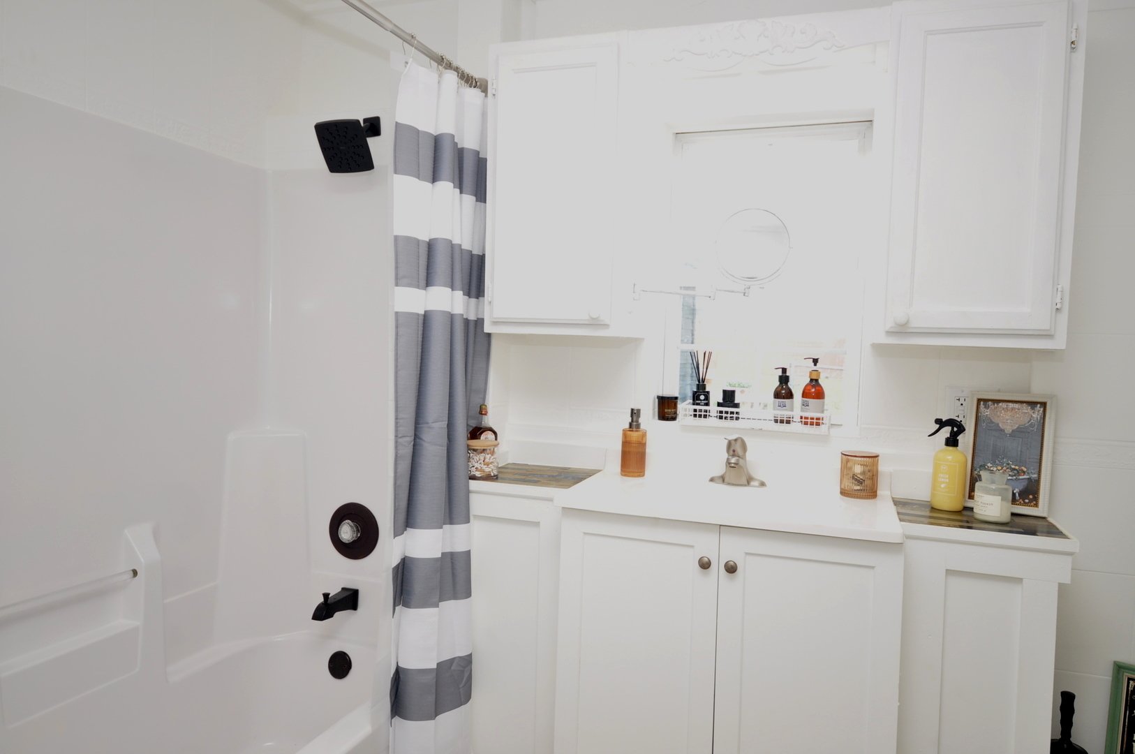 26458 W Grapevine Avenue, Antioch, IL 60002