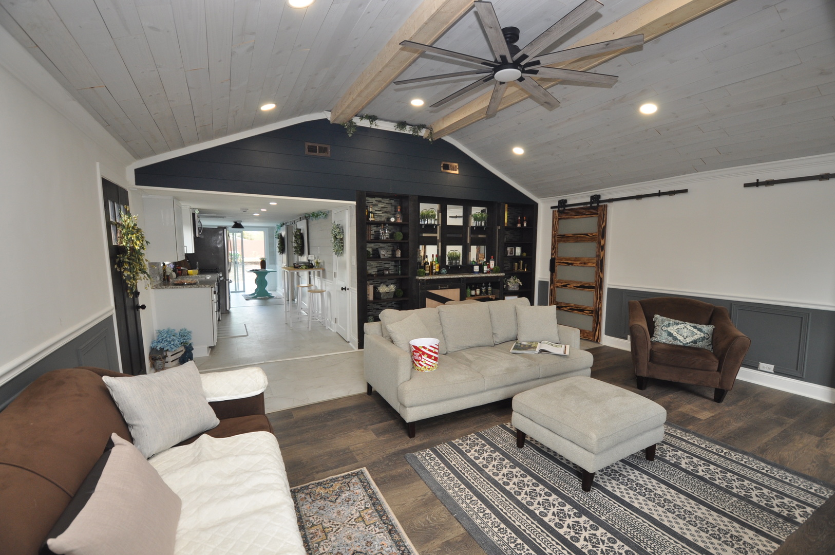 26458 W Grapevine Avenue, Antioch, IL 60002