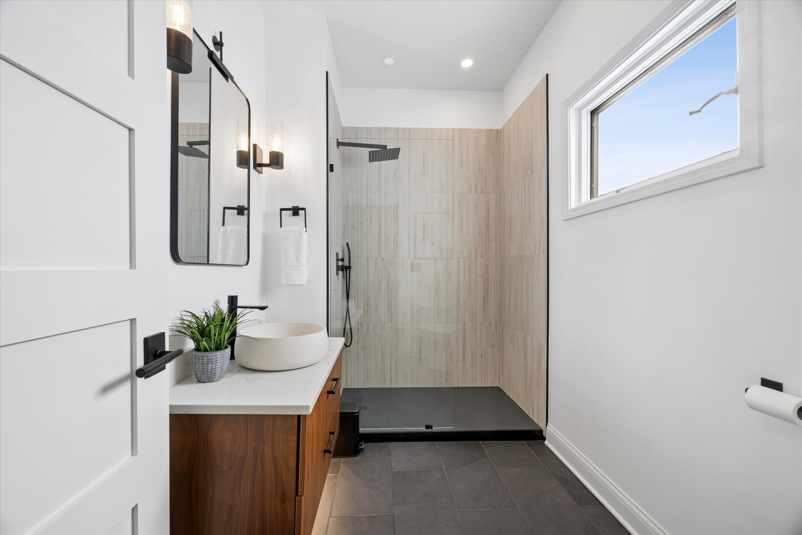 102 S Quincy Street, Hinsdale, IL 60521