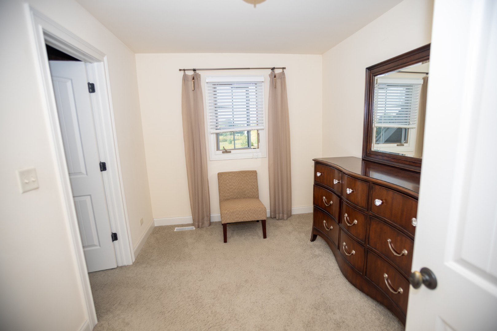 7542 Thornhill Court, Yorkville, IL 60560