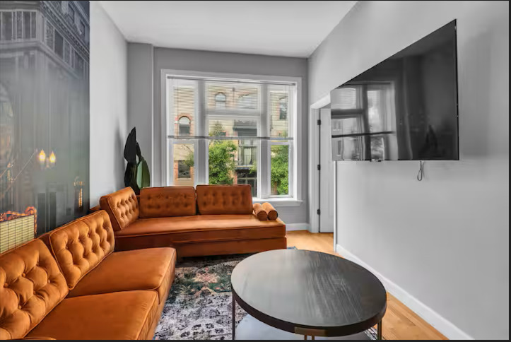 448 N Aberdeen Street #2, Chicago, IL 60642