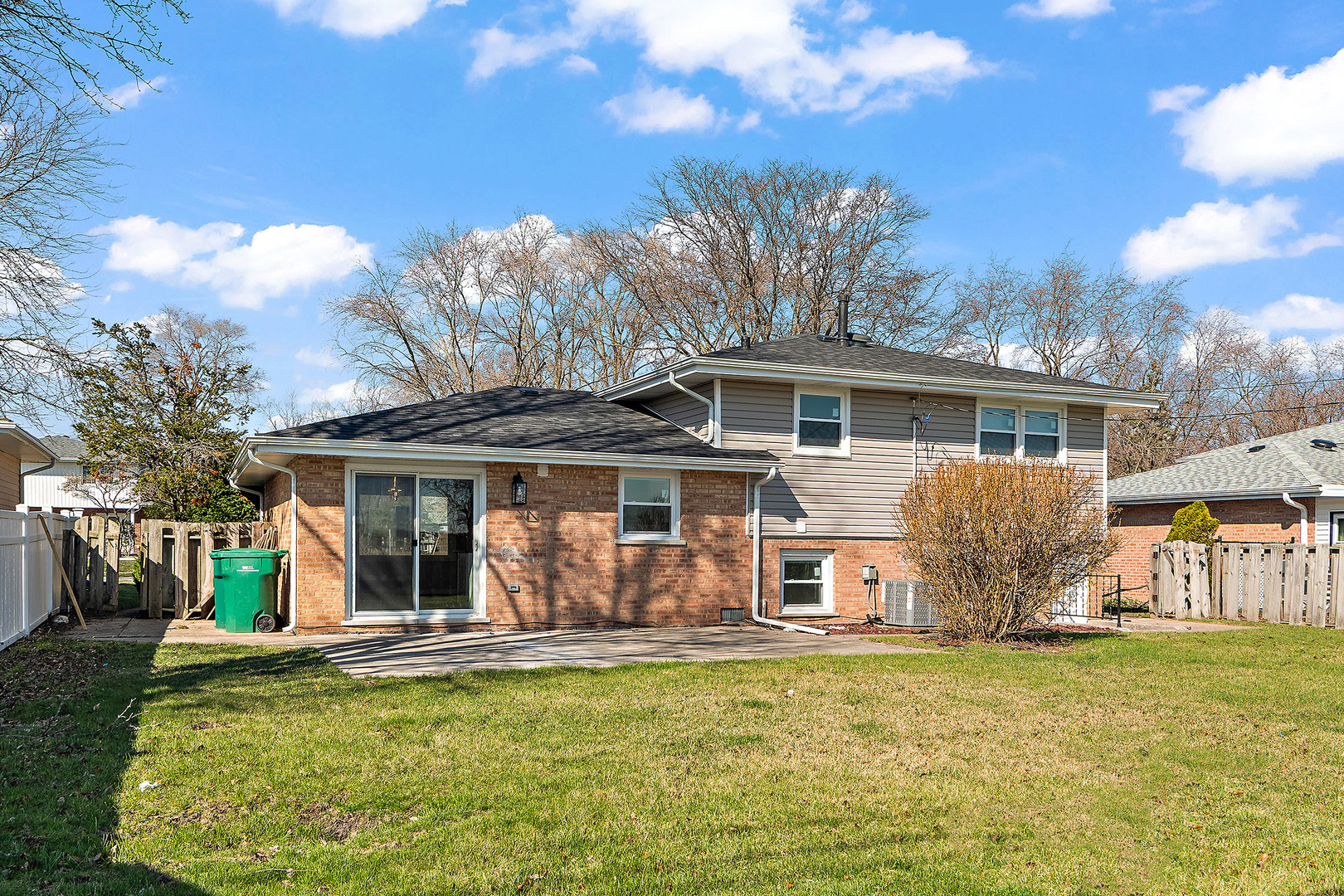 9313 W 147th Street, Orland Park, IL 60462