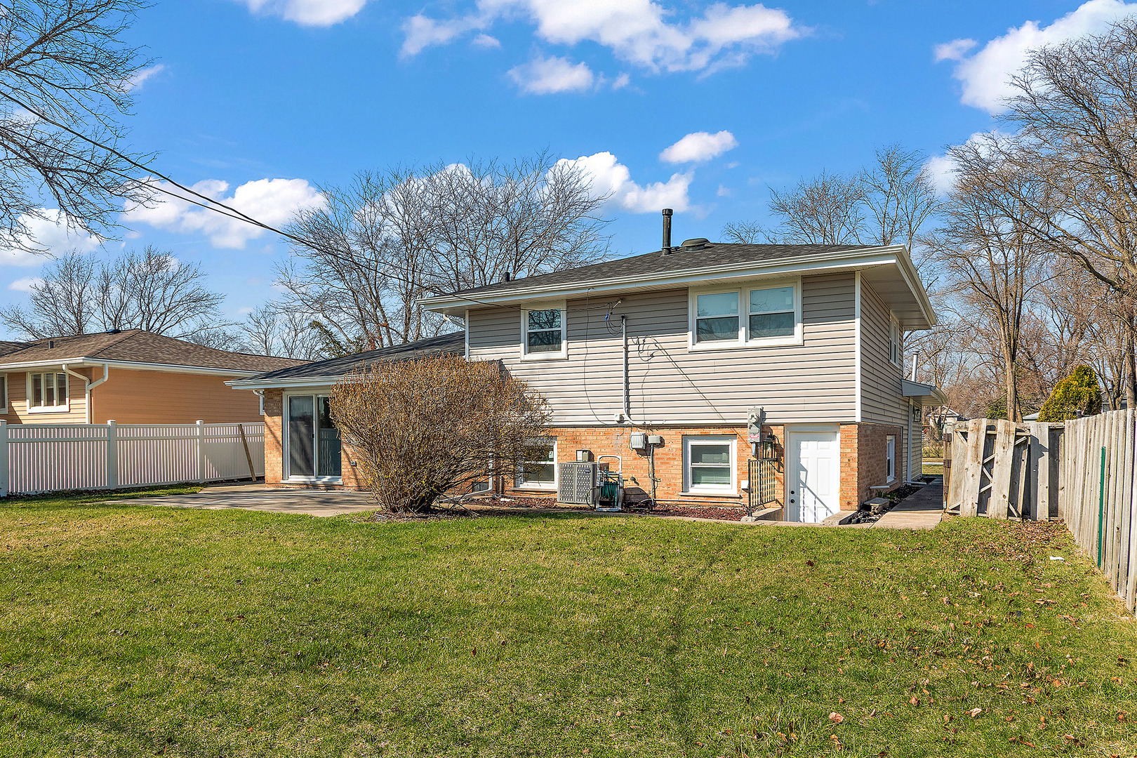 9313 W 147th Street, Orland Park, IL 60462