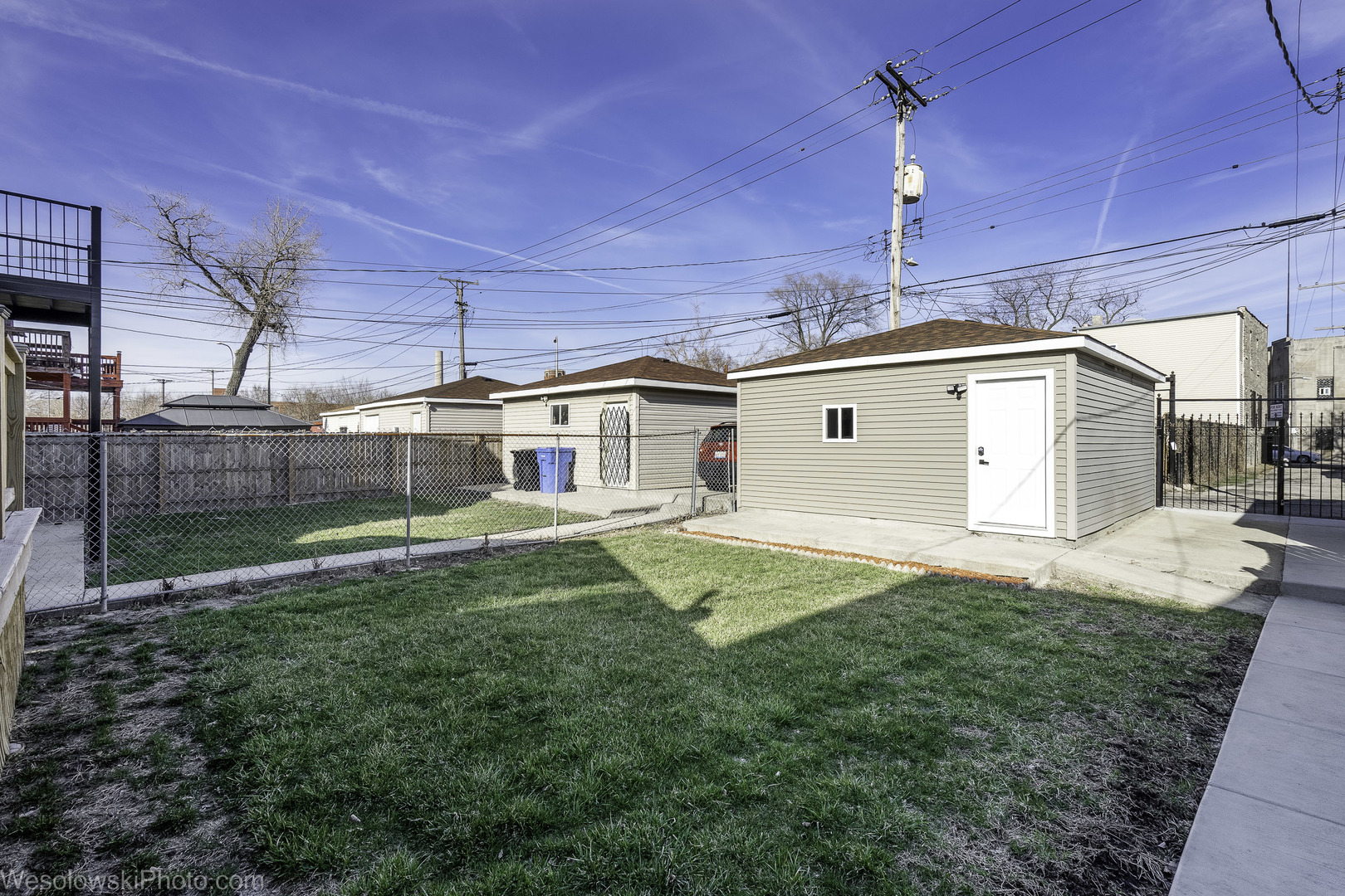 1047 N Saint Louis Avenue, Chicago, IL 60651