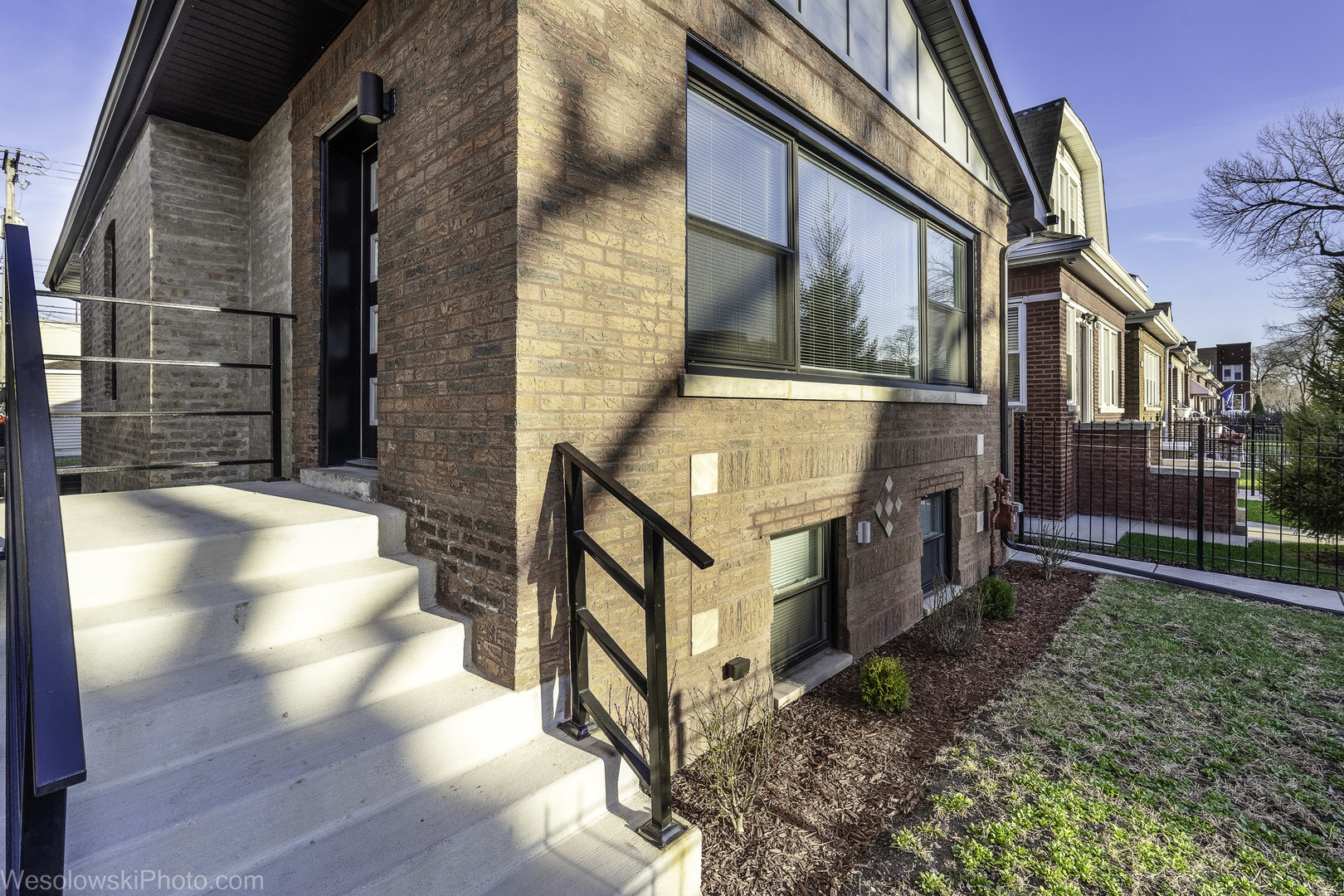 1047 N Saint Louis Avenue, Chicago, IL 60651