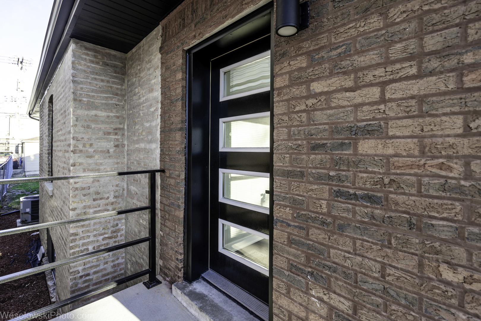 1047 N Saint Louis Avenue, Chicago, IL 60651