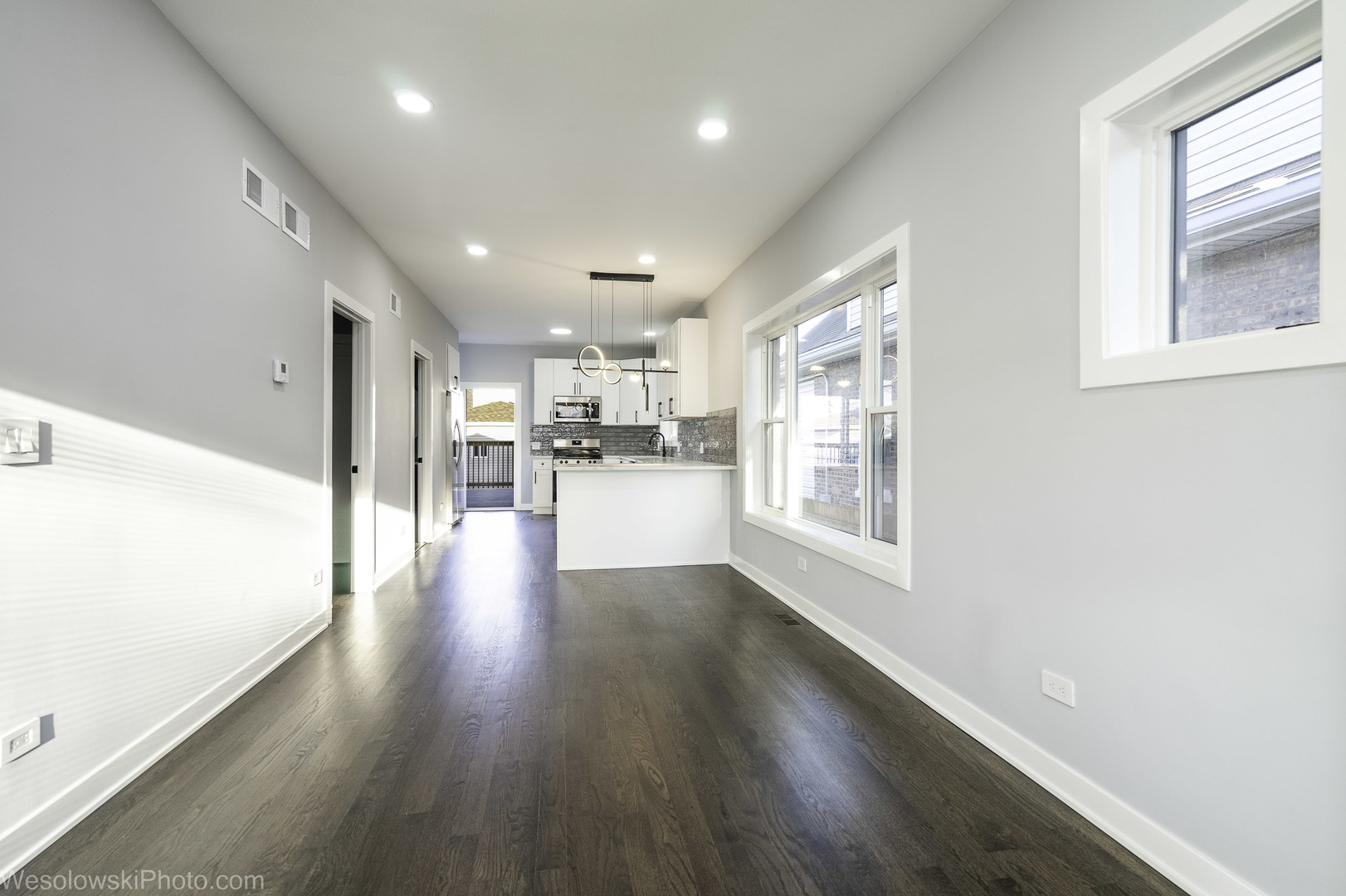 1047 N Saint Louis Avenue, Chicago, IL 60651