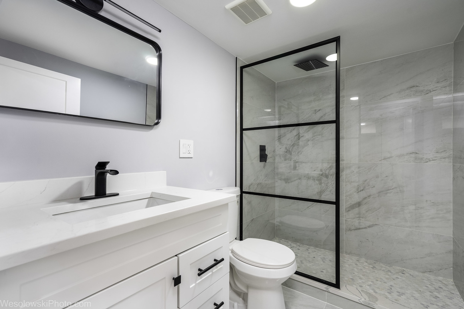 1047 N Saint Louis Avenue, Chicago, IL 60651