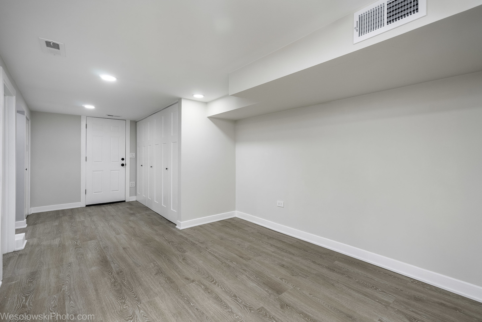 1047 N Saint Louis Avenue, Chicago, IL 60651