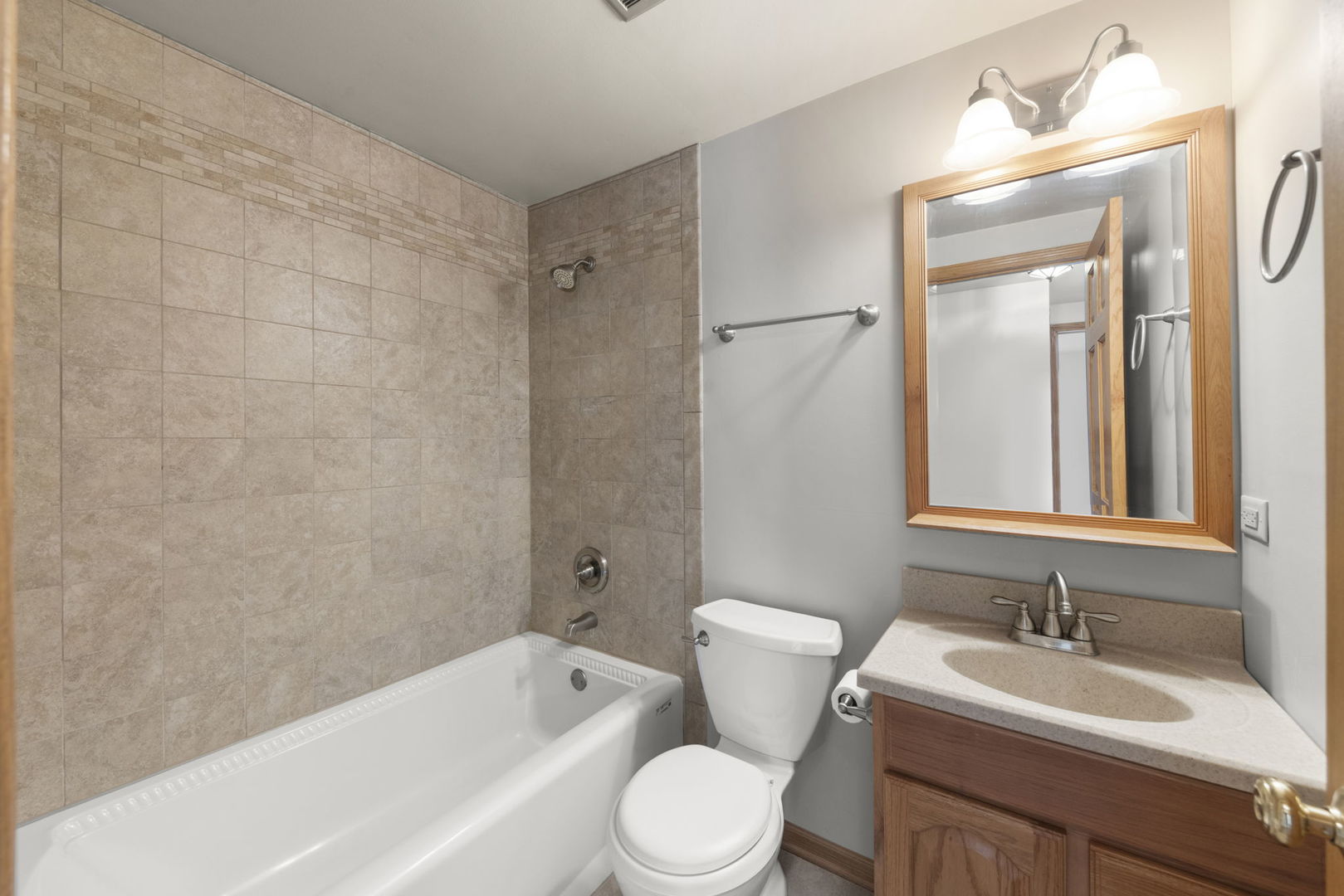 127 Monticello Circle, Bolingbrook, IL 60440