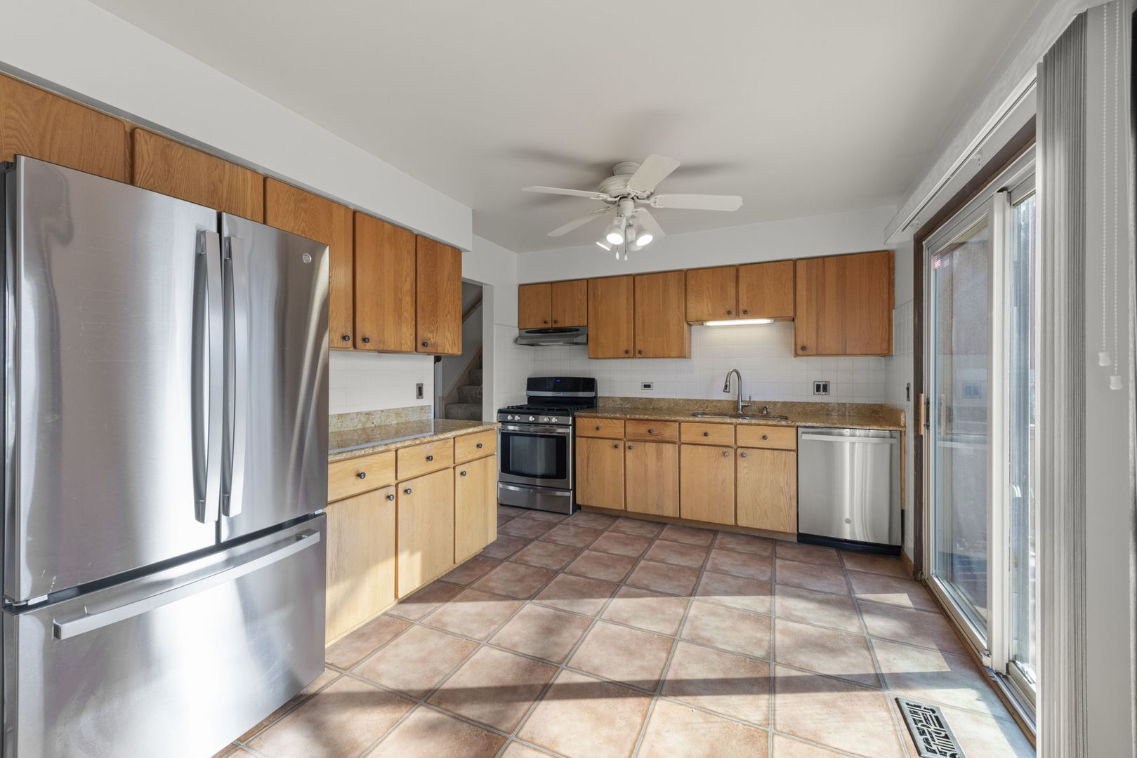 127 Monticello Circle, Bolingbrook, IL 60440