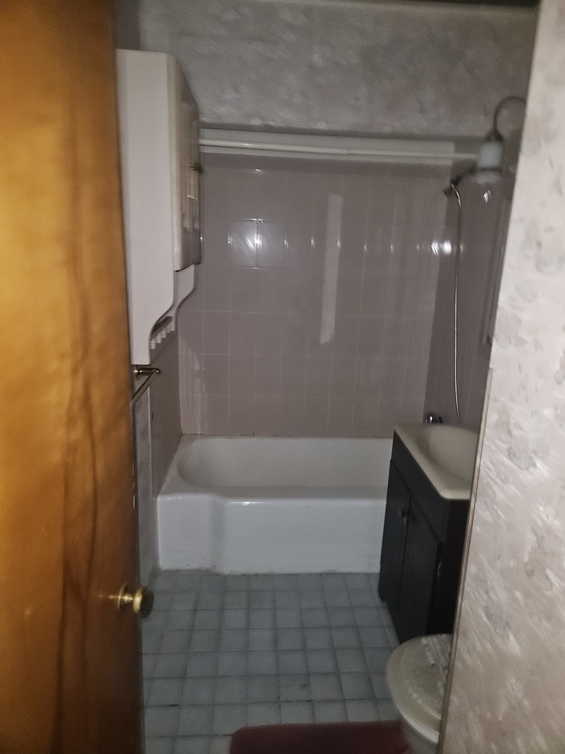 4939 N Cumberland Avenue, Norridge, IL 60706