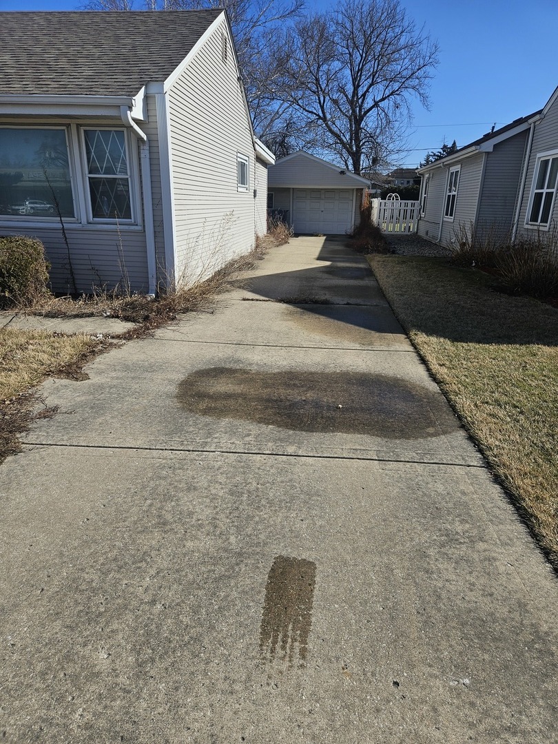 4939 N Cumberland Avenue, Norridge, IL 60706