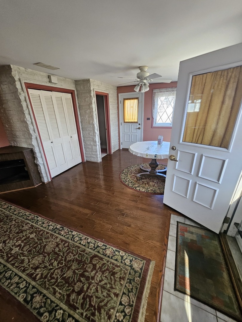 4939 N Cumberland Avenue, Norridge, IL 60706