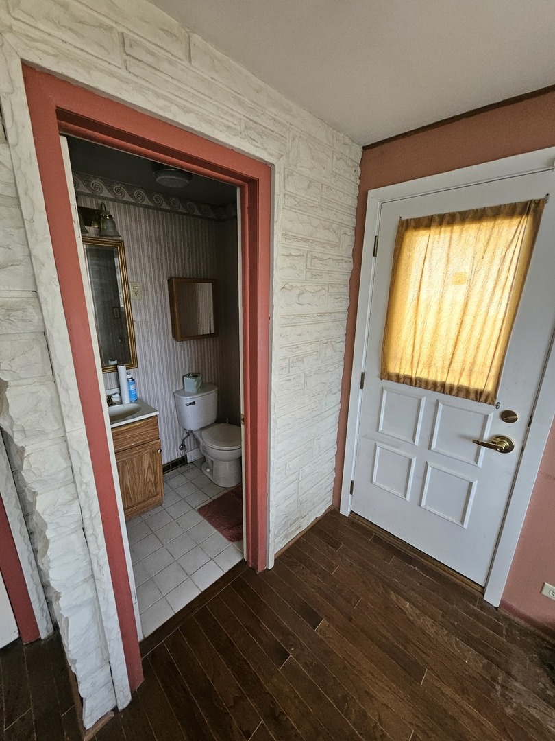 4939 N Cumberland Avenue, Norridge, IL 60706