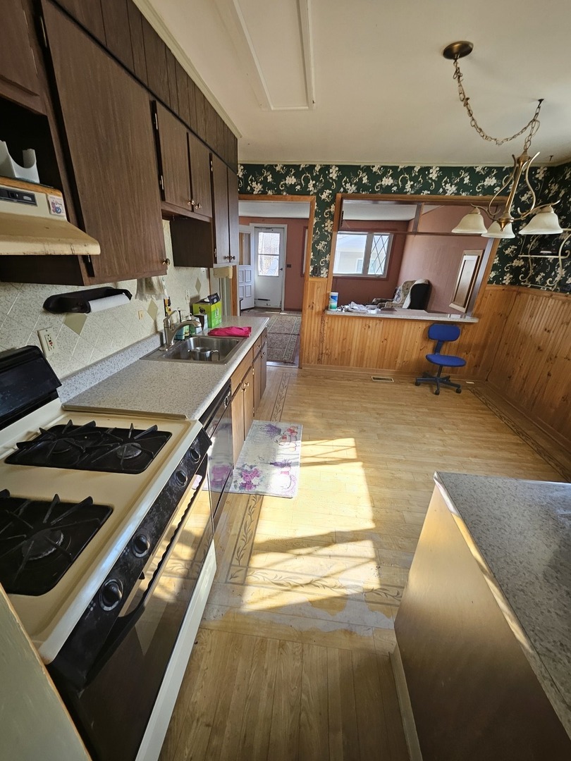 4939 N Cumberland Avenue, Norridge, IL 60706