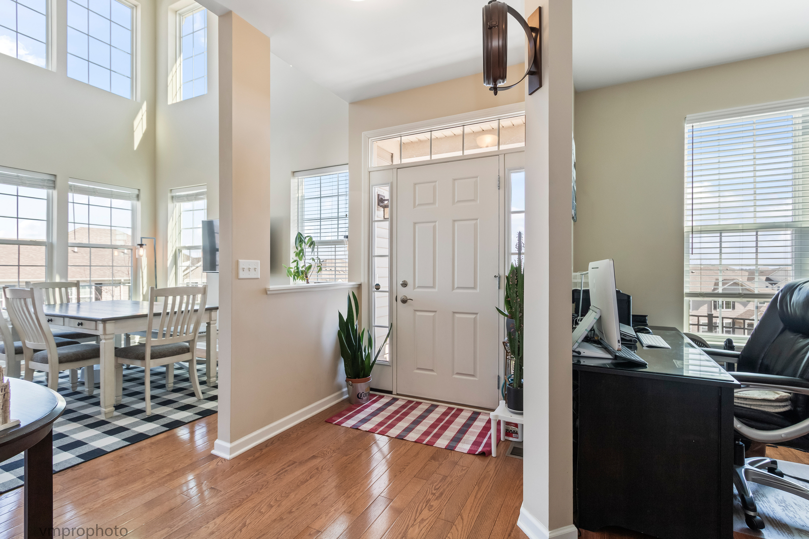 9834 Cummings Street, Huntley, IL 60142