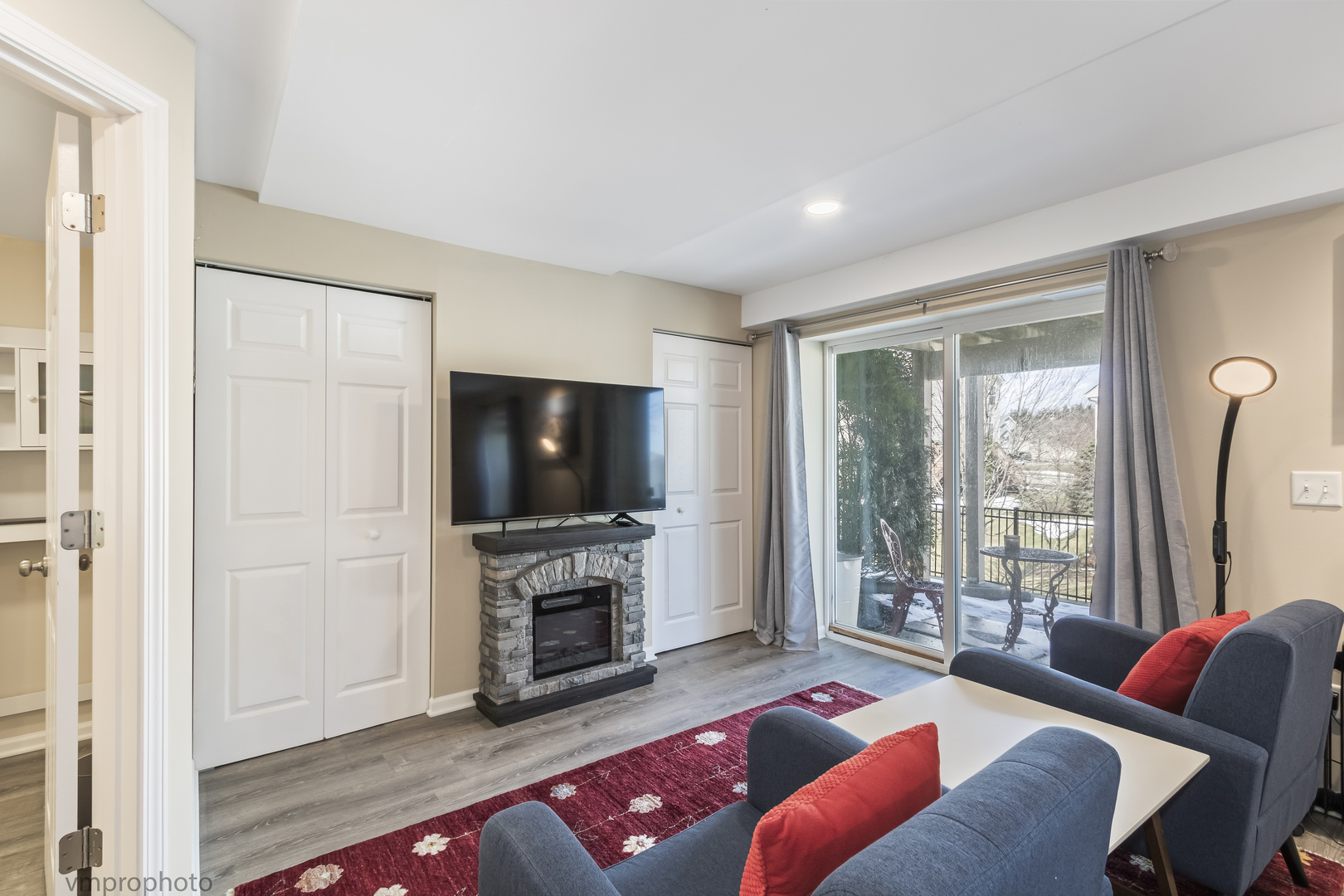 9834 Cummings Street, Huntley, IL 60142