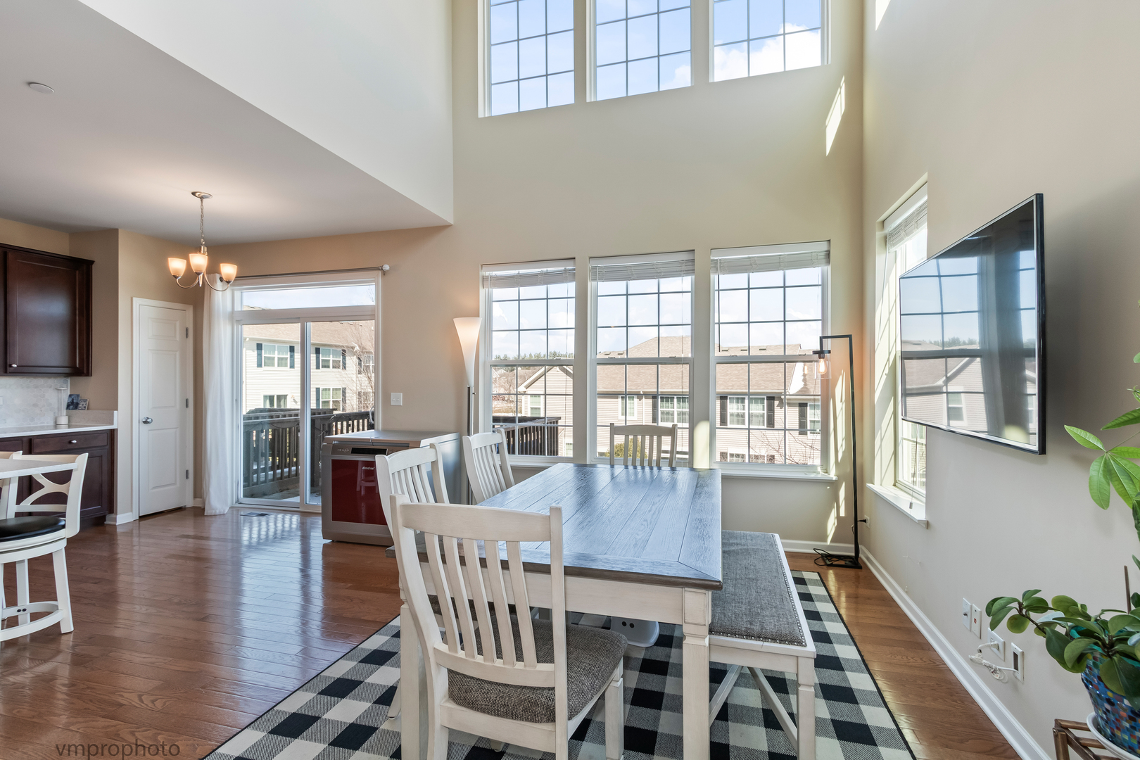 9834 Cummings Street, Huntley, IL 60142