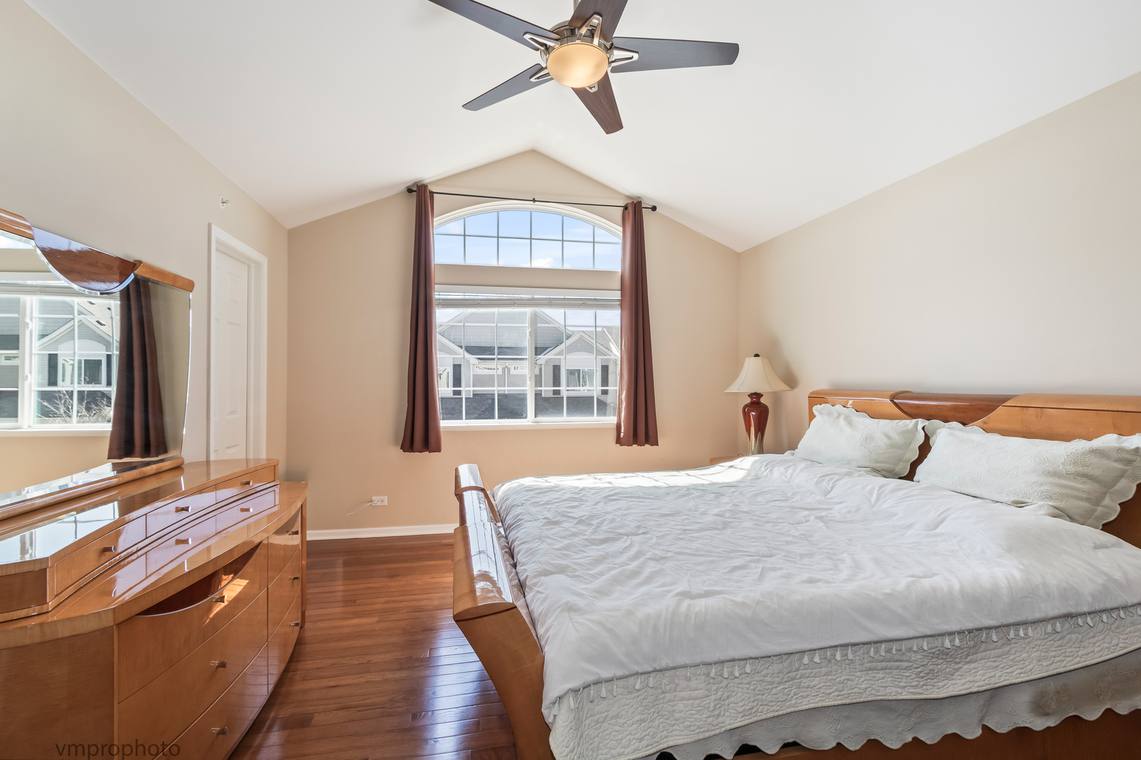 9834 Cummings Street, Huntley, IL 60142