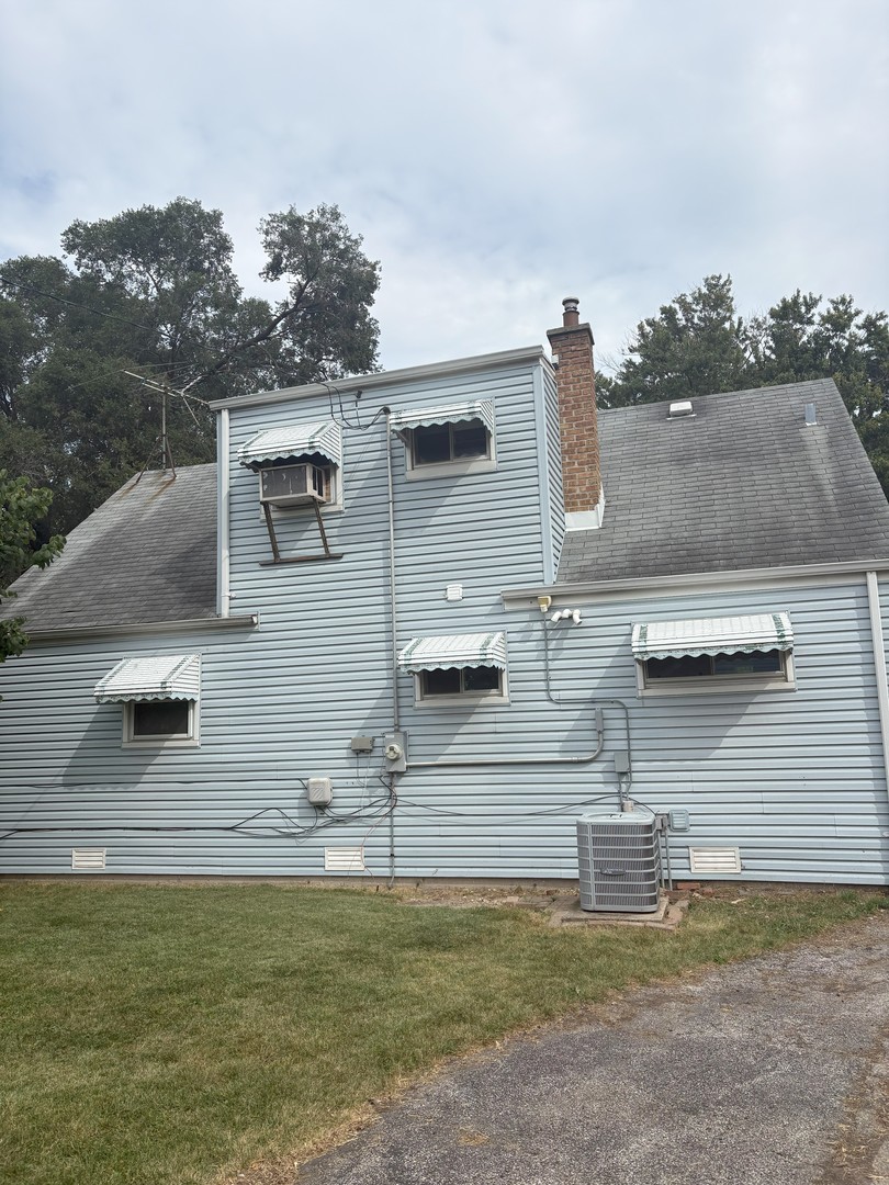 3112 Pearl Avenue, Melrose Park, IL 60164