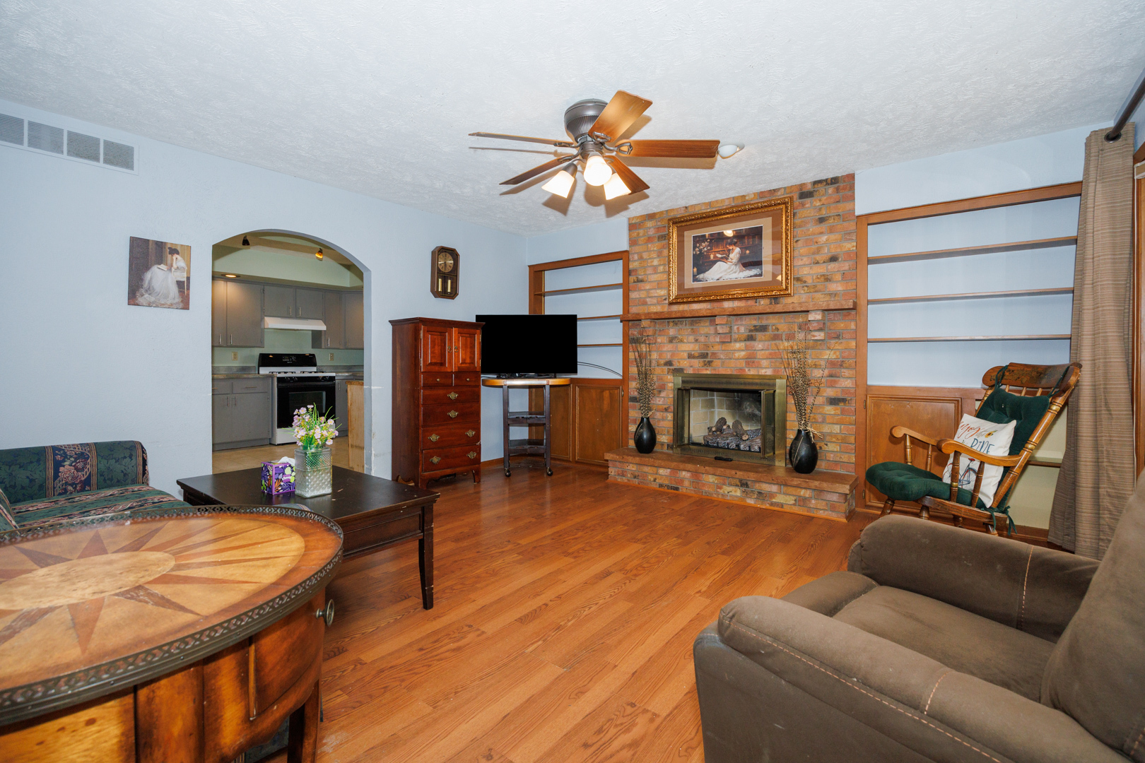 1202 N Linden Street, Normal, IL 61761