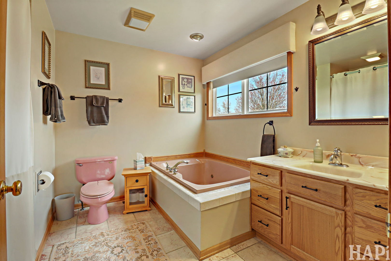 3800 Twin Oaks Drive, Wonder Lake, IL 60097