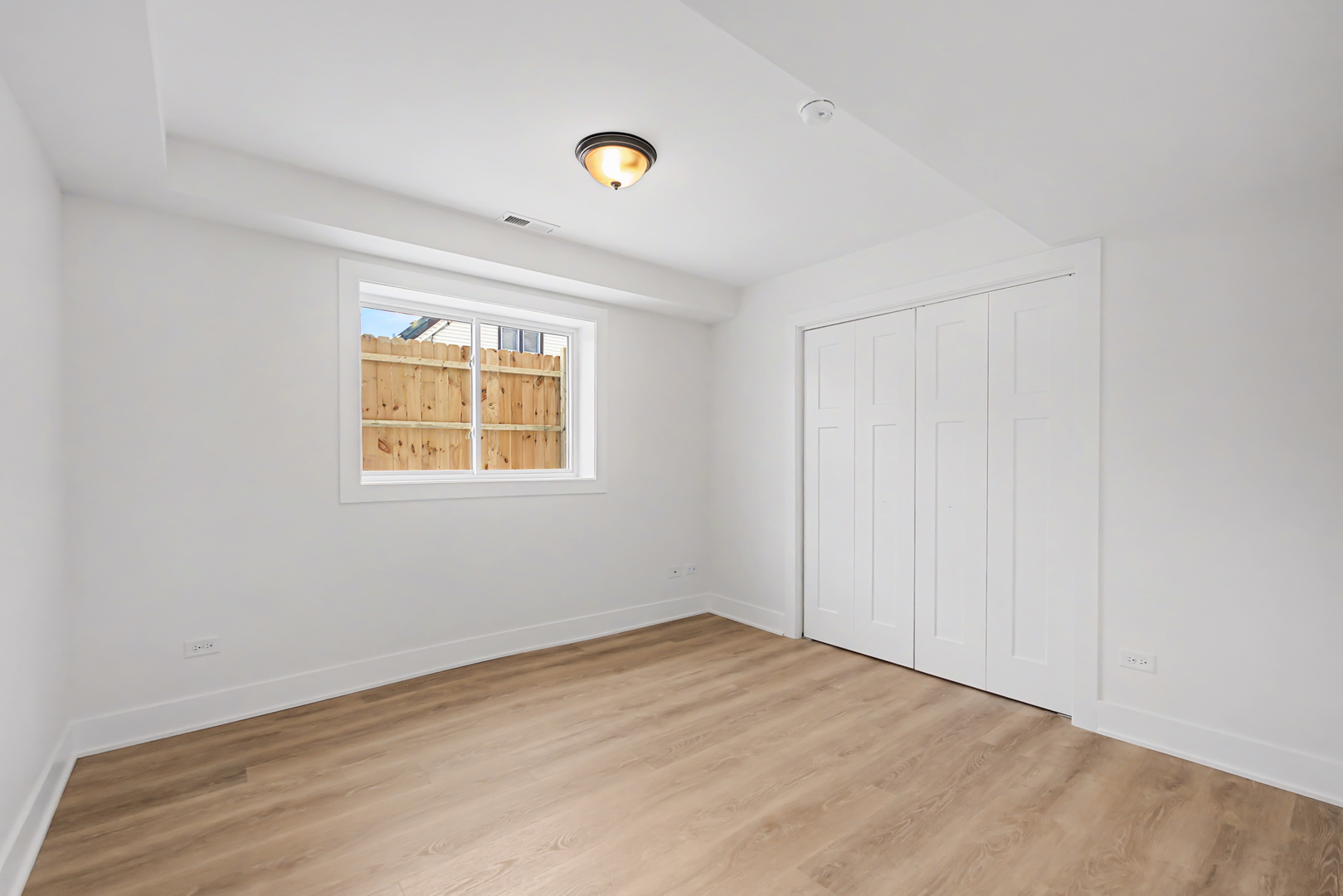 8245 43rd Place, Lyons, IL 60534