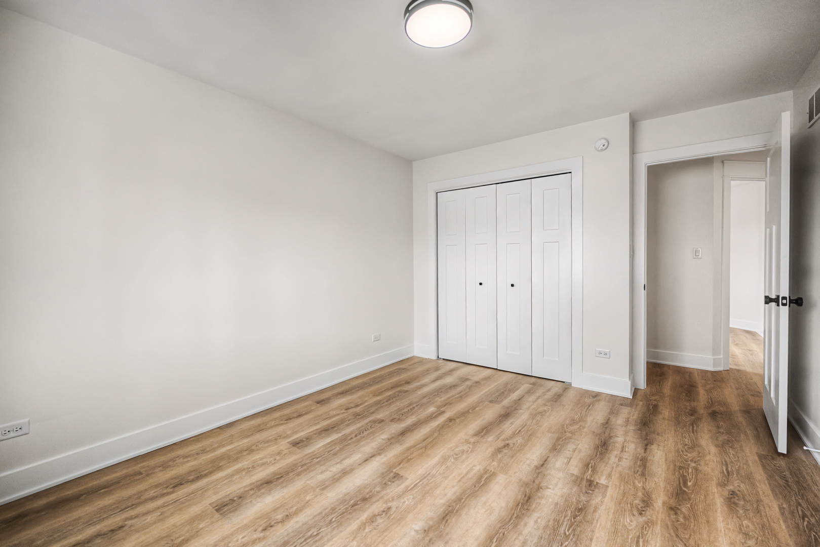 8245 43rd Place, Lyons, IL 60534