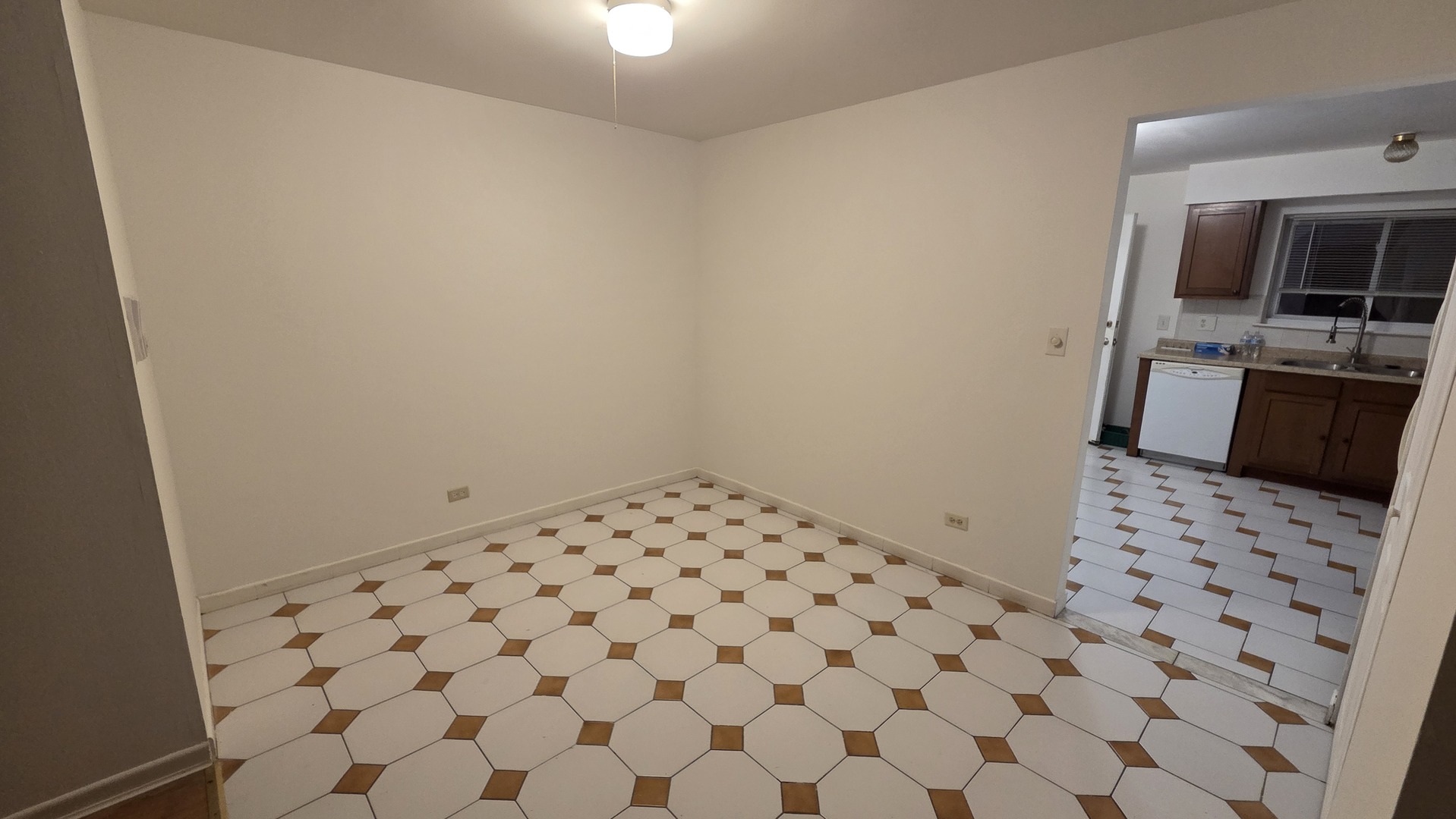 9368 BAY COLONY Drive #2S, Des Plaines, IL 60016