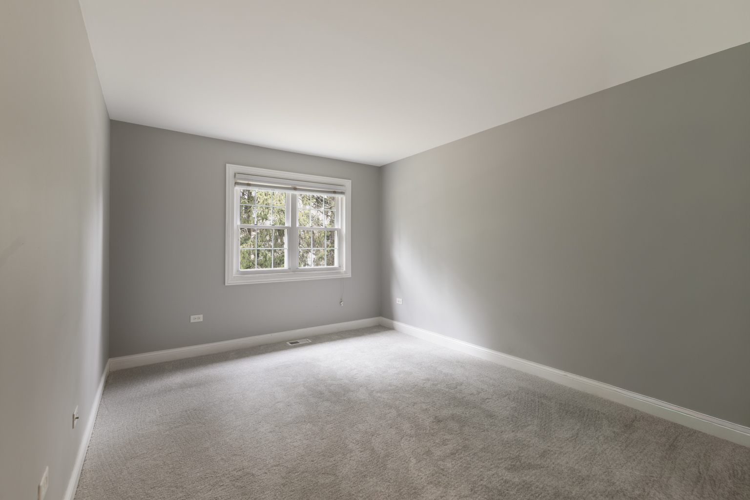 43 Foxcroft Road #43-127, Naperville, IL 60565