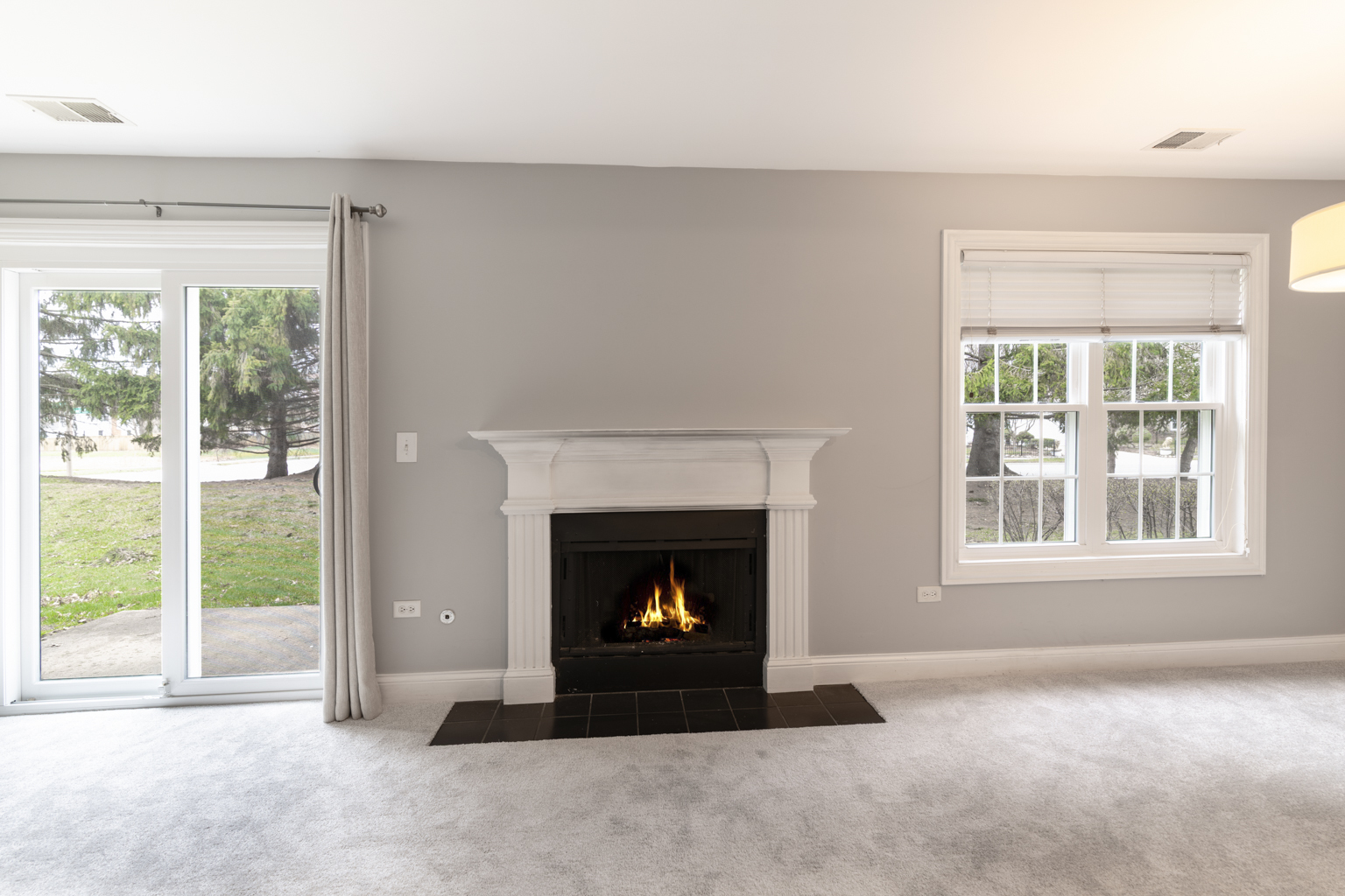 43 Foxcroft Road #43-127, Naperville, IL 60565