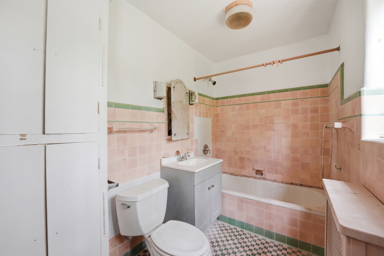 3107 Dato Avenue, Highland Park, IL 60035