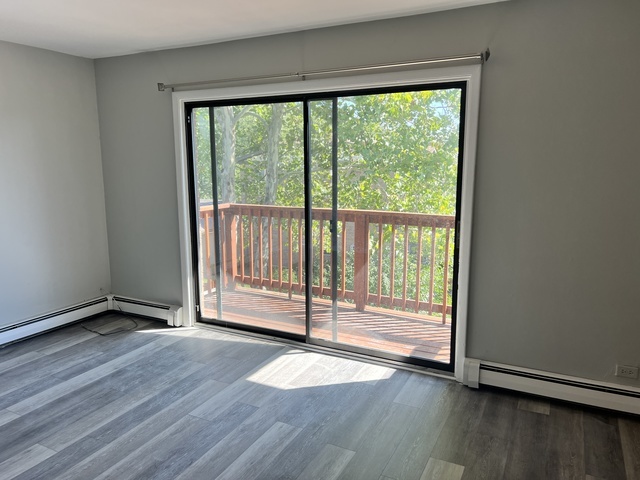 1130 Chalet Drive #3N, Darien, IL 60561