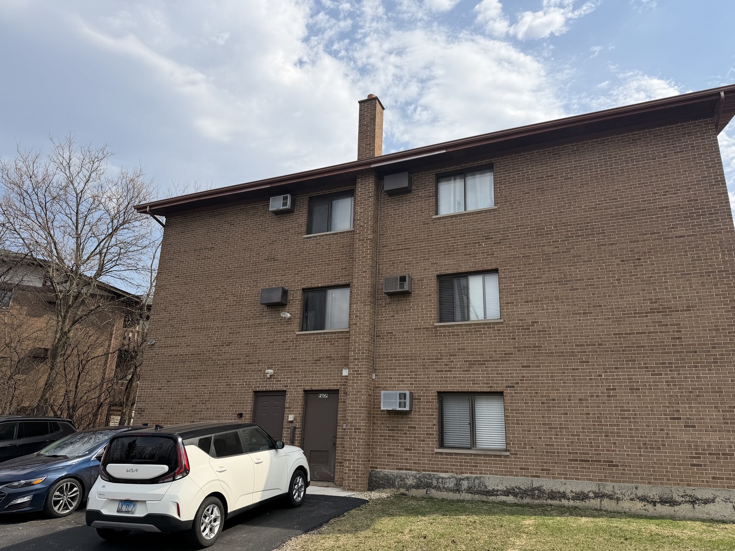 1130 Chalet Drive #3N, Darien, IL 60561