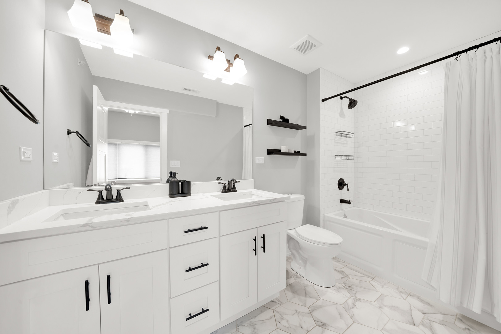 7235 W 71st Street #7235-4, Bridgeview, IL 60455