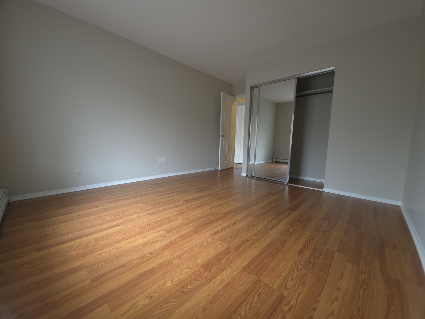 412 E Bailey Road #101, Naperville, IL 60565