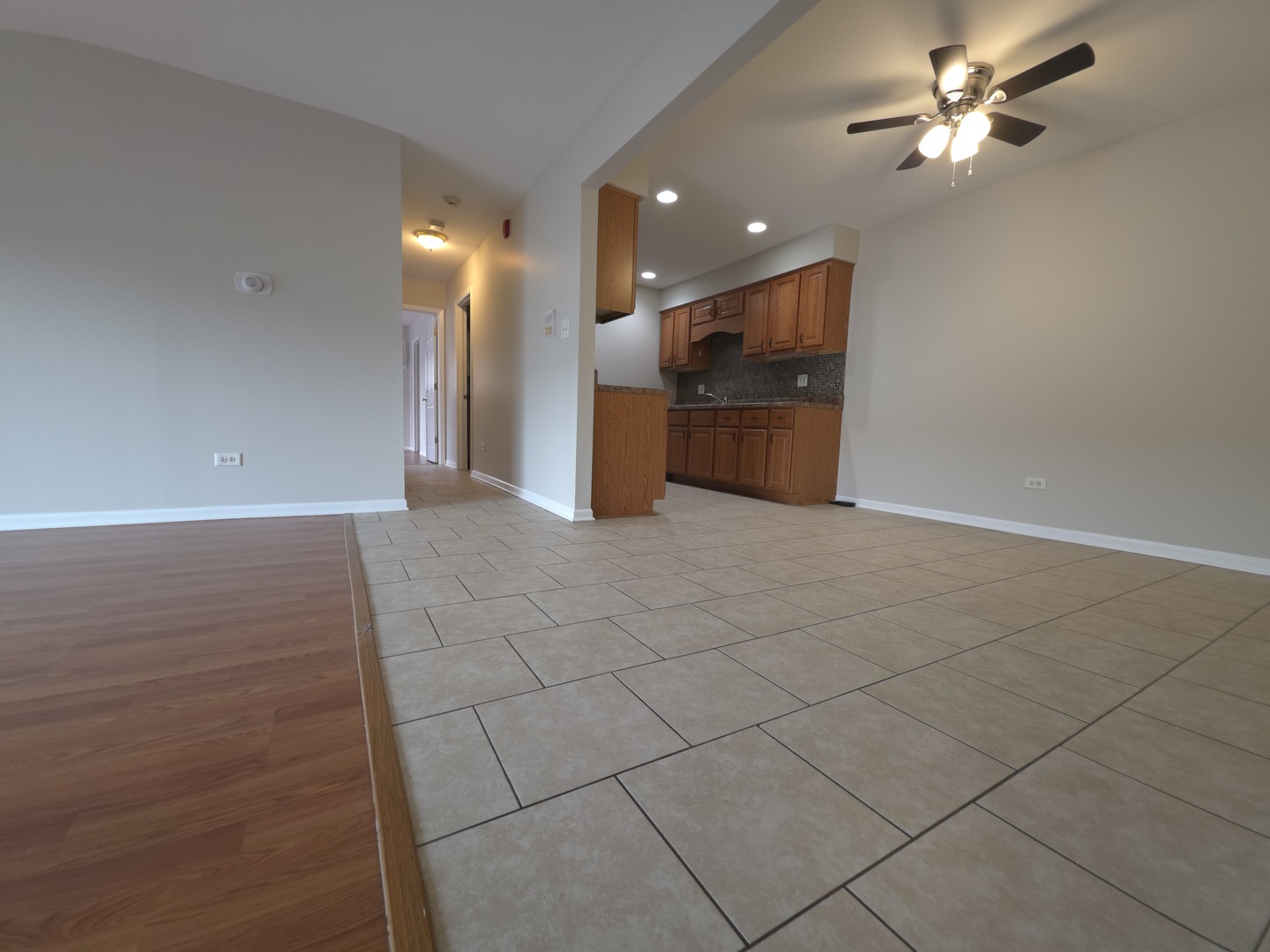 412 E Bailey Road #101, Naperville, IL 60565