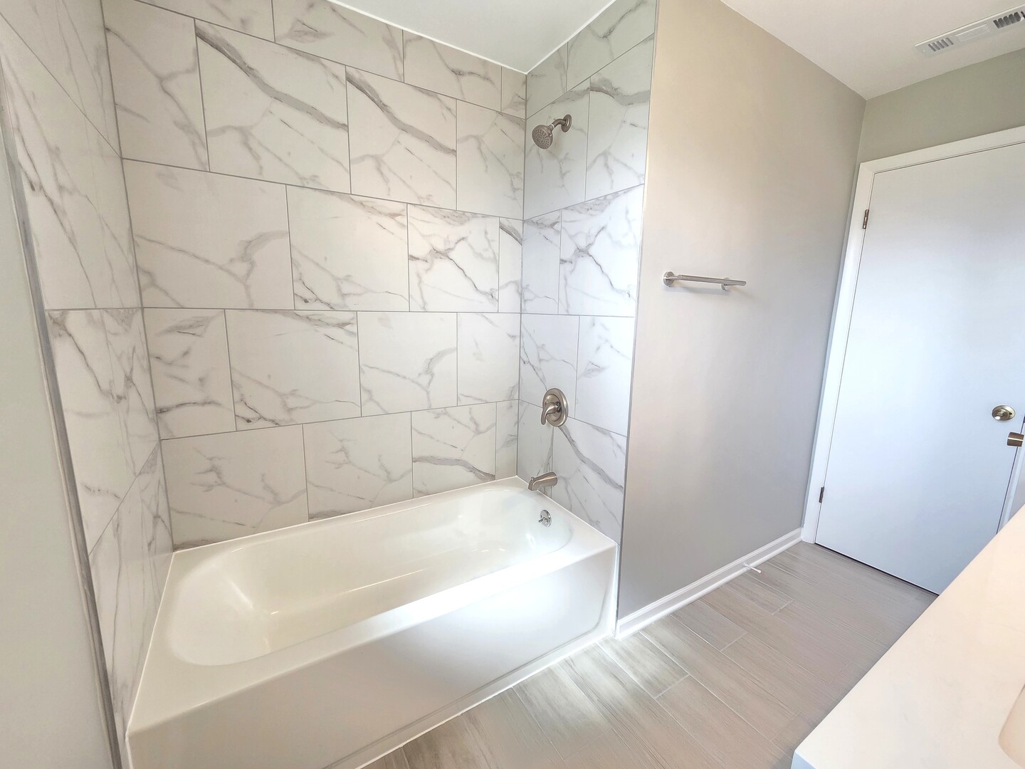 7841 W 74 Street, Bridgeview, IL 60455