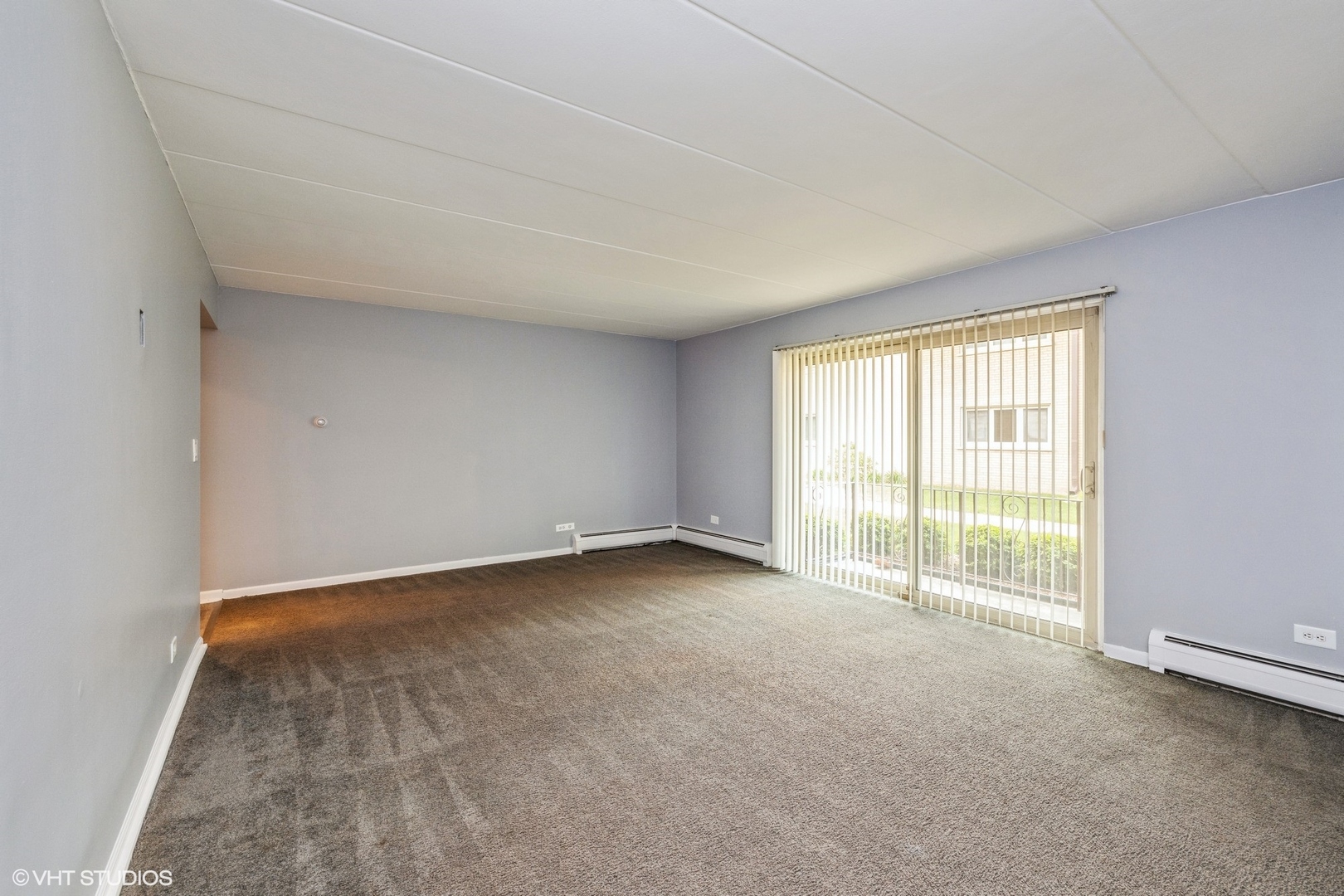 6150 S Kensington Avenue #102, Countryside, IL 60525