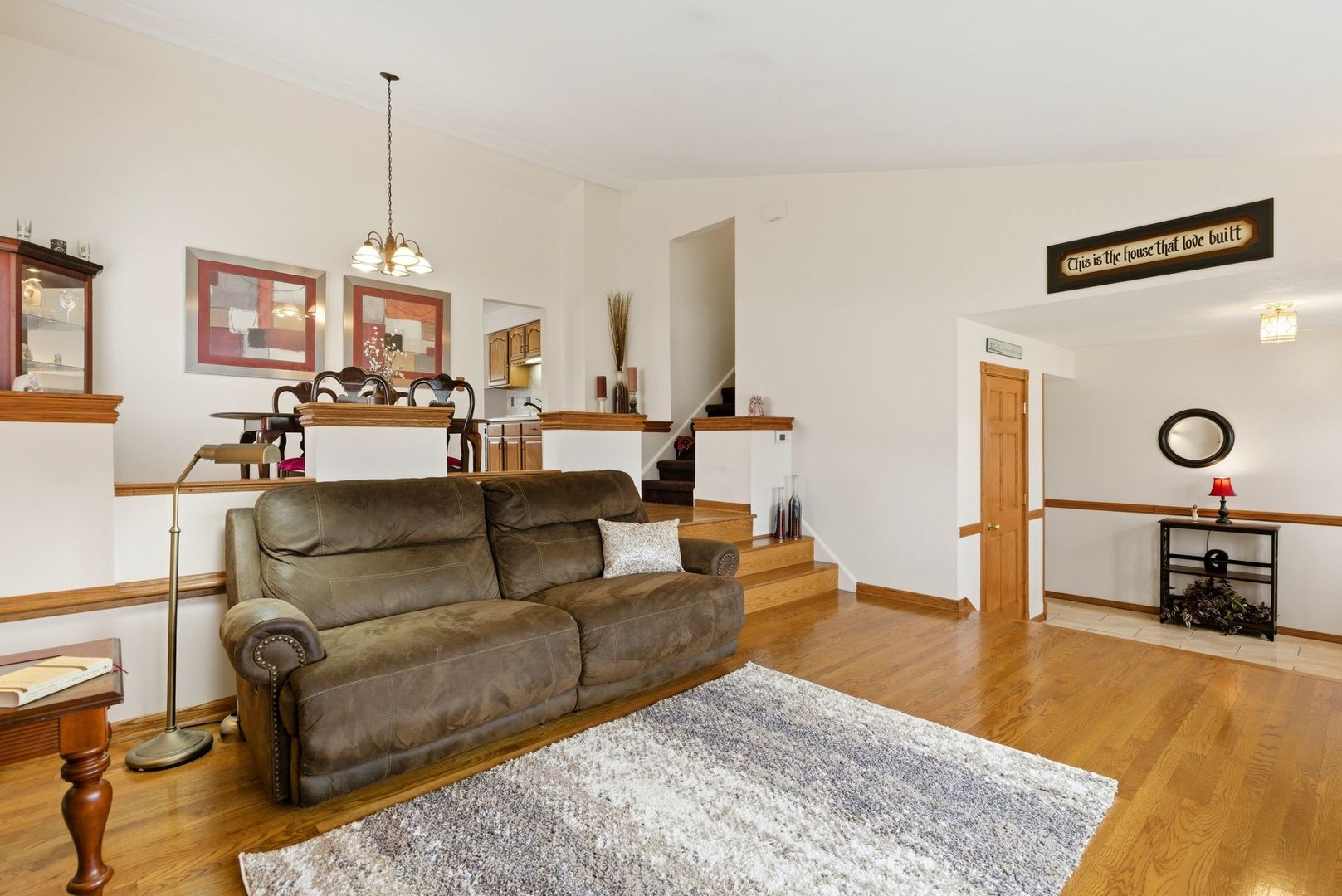 126 June Lane, Lombard, IL 60148